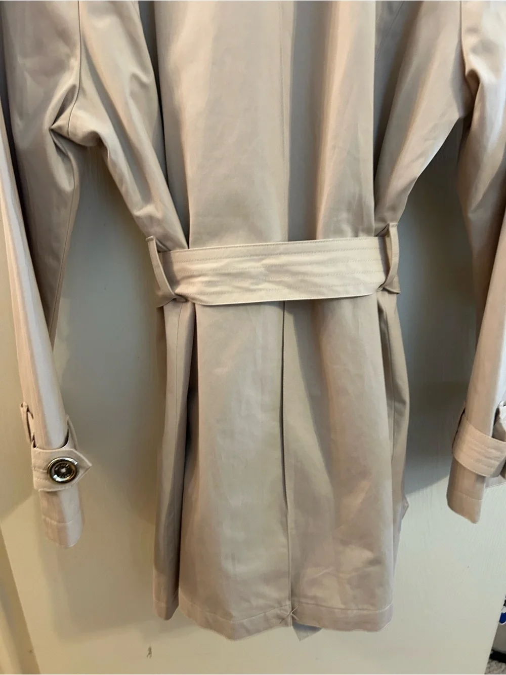 Michael Kors Light Beige Double-Breasted Trench with Notched Lapel